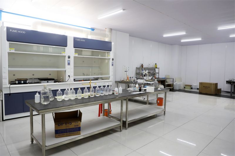 實(shí)驗(yàn)室設(shè)備